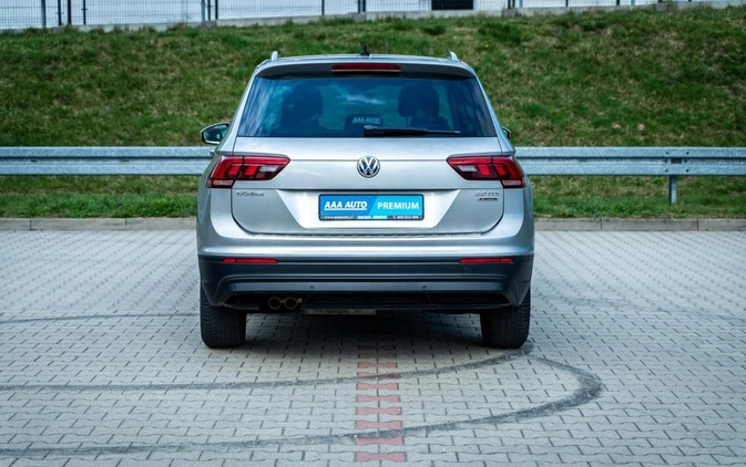 Volkswagen Tiguan cena 92000 przebieg: 125865, rok produkcji 2016 z Brzeg małe 301